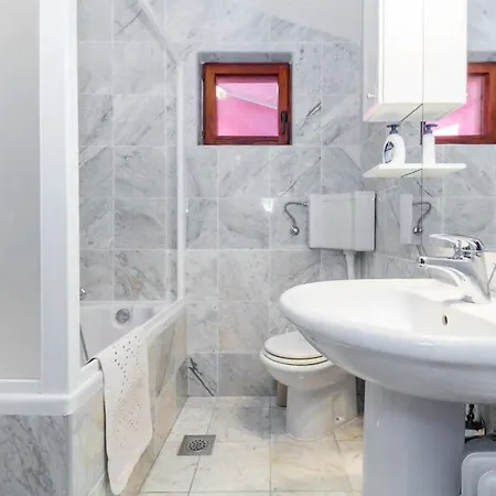 Hébergement de vacances Atri Giardino By Interhome Premantura